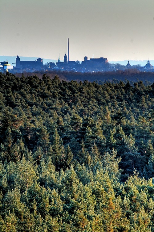 hdr_reichswald_kaiserburg_portrait02_3xp